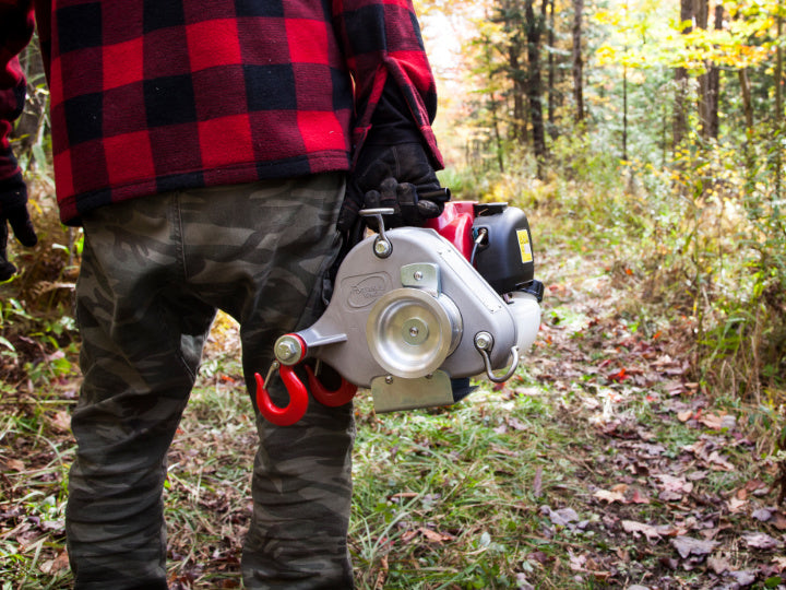 Our winches are compact and lightweight. They can be carried everywhere in any conditions.