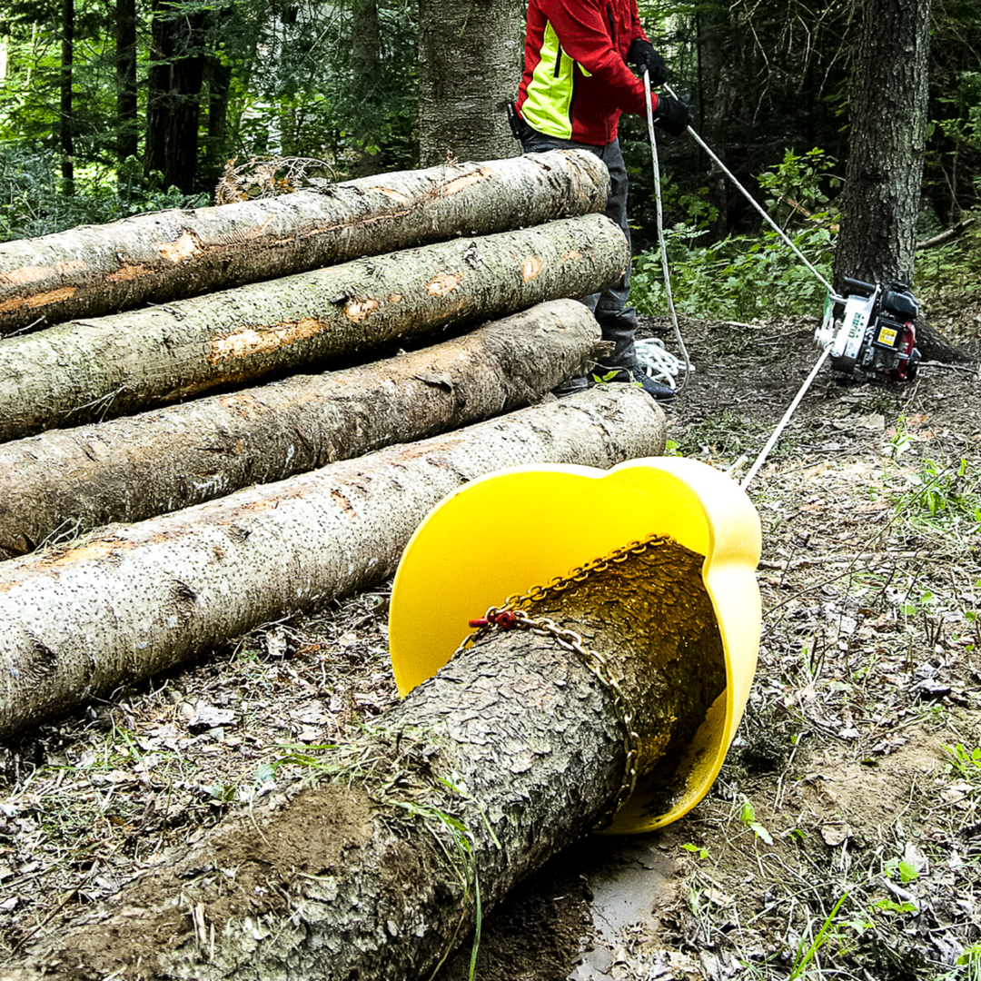 Skidding cone for logs