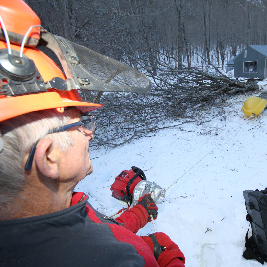 GX35 Petrol-Powered Portable Winch